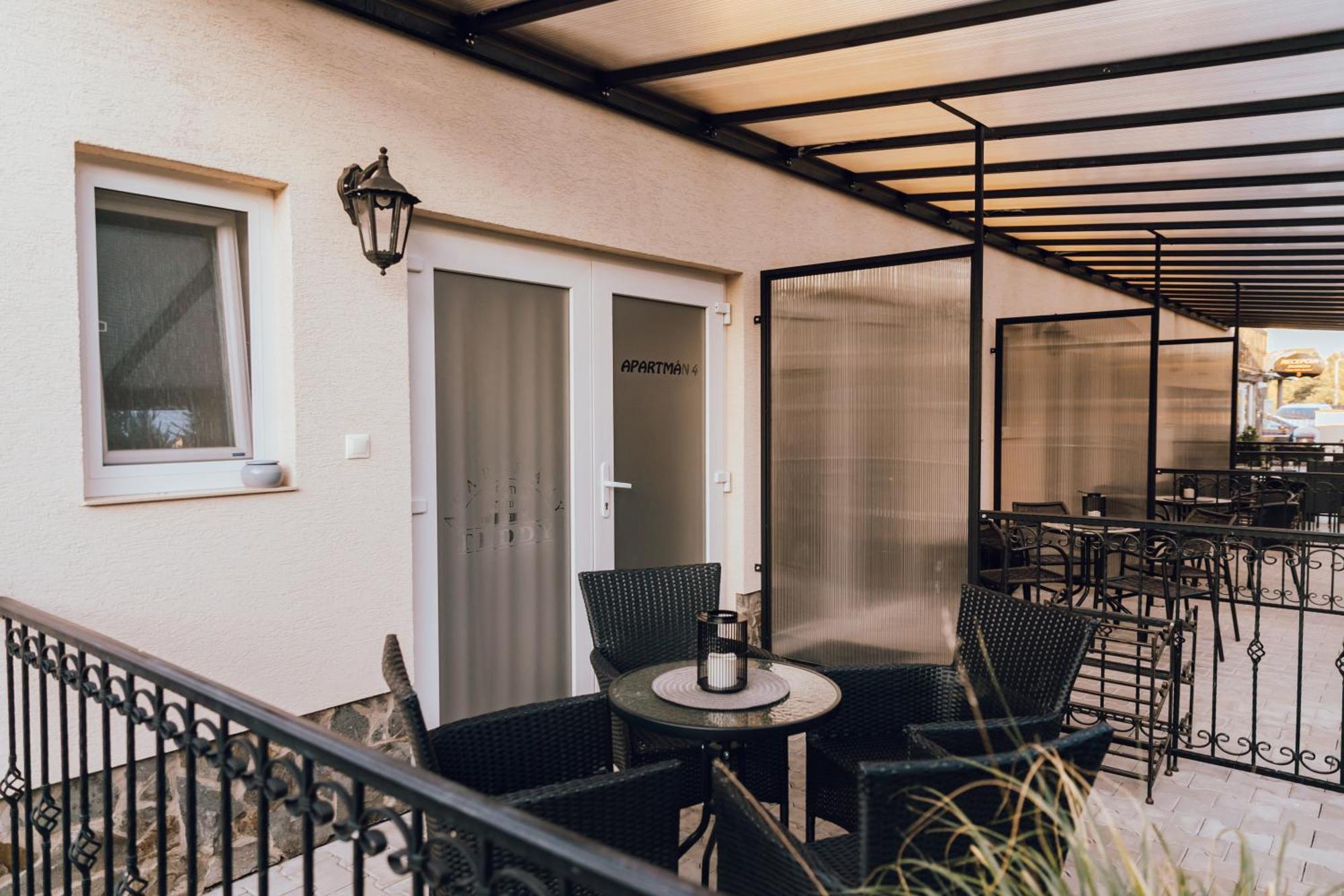 Apartmany Teddy Бойнице Екстериор снимка