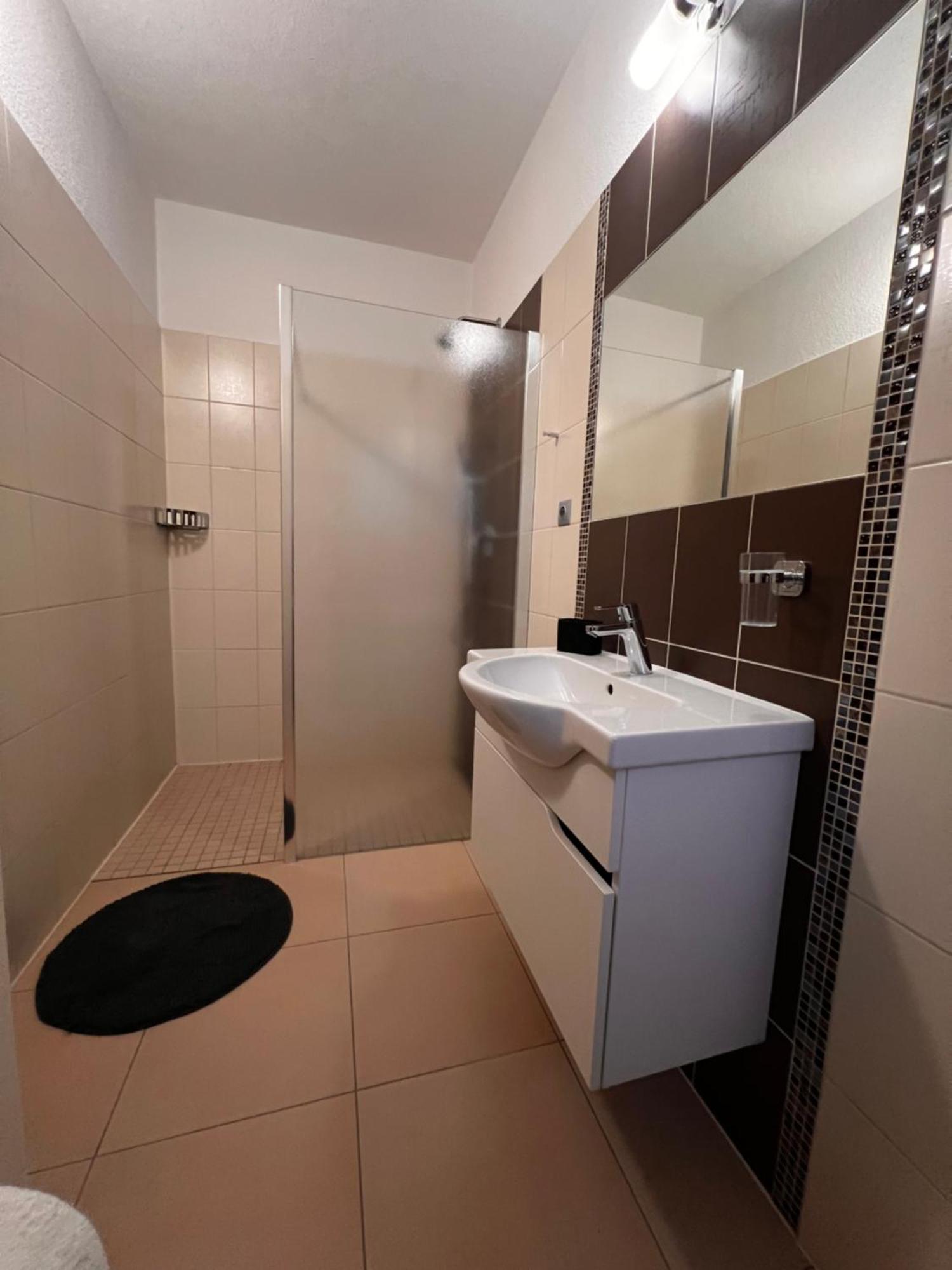Apartmany Teddy Бойнице Екстериор снимка